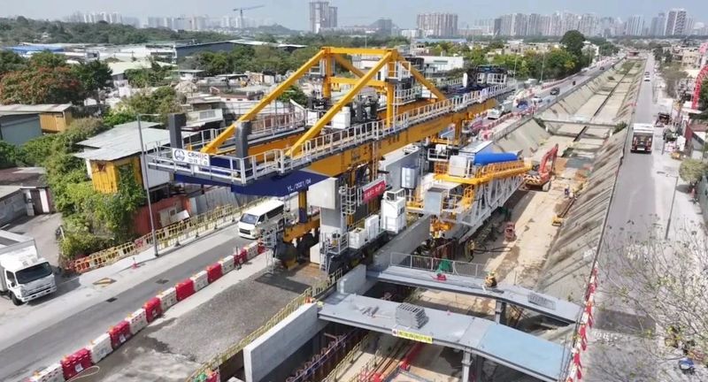 “紫荆号”U盾架管机首秀香港元朗